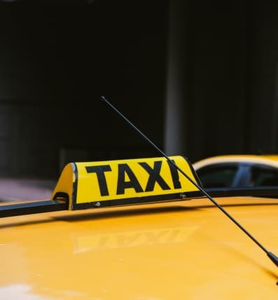 taxi 397x428